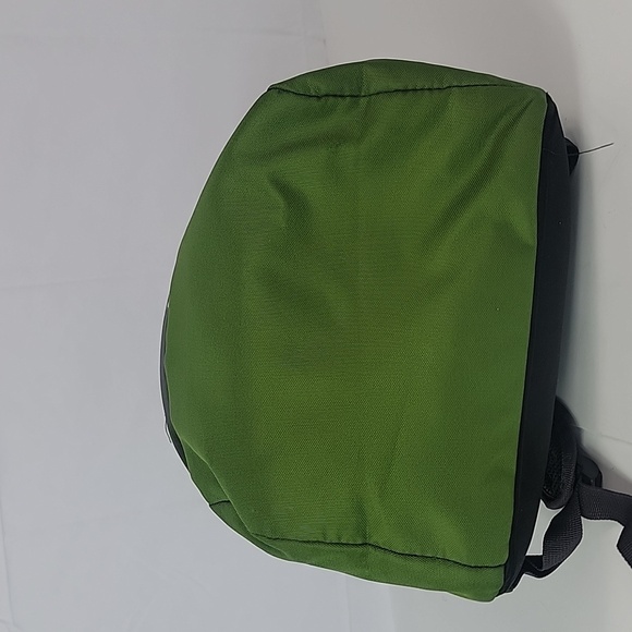 Doterra Canvas Green & Gray Backpack - Picture 8 of 13
